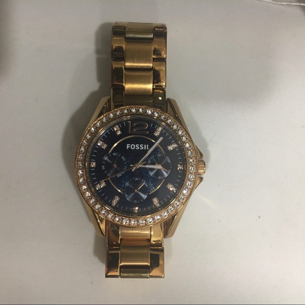 Rose Gold Riley Watch - Picture 2 of 6